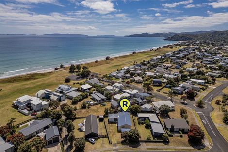 Photo of property in 104 Sands Crescent, Matarangi, Whitianga, 3592
