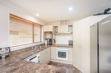 Photo of property in 37 Branigan Parade, Kelvin Grove, Palmerston North, 4414