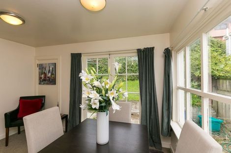 Photo of property in 92 Wallace Street, Mount Cook, Wellington, 6021