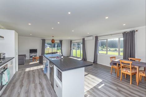 Photo of property in 41 Kanuka Drive, Waitarere, Levin, 5510