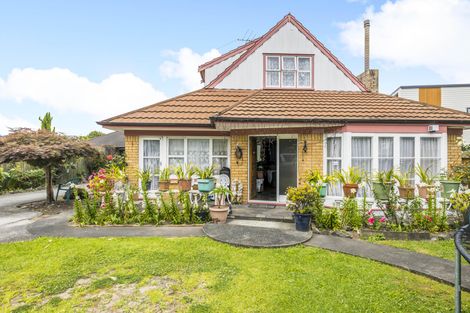 Photo of property in 114 Buckland Road, Mangere East, Auckland, 2024