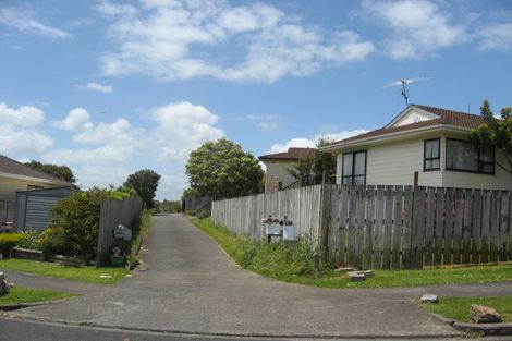 Photo of property in 1/7 Kopu Place, Clendon Park, Auckland, 2103