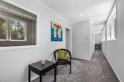 Photo of property in 45 Park Road, Titirangi, Auckland, 0604