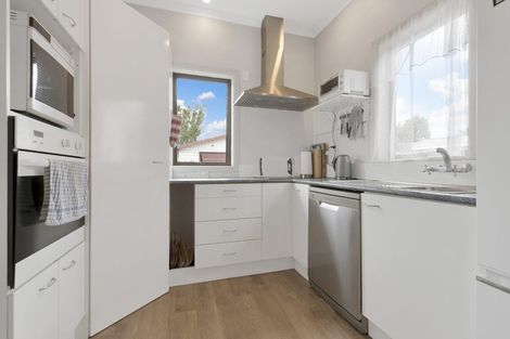 Photo of property in 37 Halswell Road, Hillmorton, Christchurch, 8025