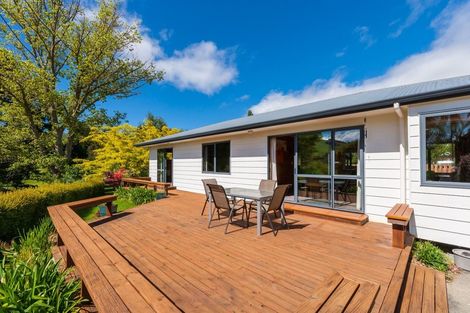 Photo of property in 1 Lakemere Way, Kinloch, Taupo, 3377