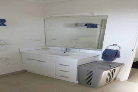 Photo of property in 96a Onerahi Road, Onerahi, Whangarei, 0110