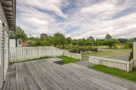 Photo of property in 3 Queen Street, Coalgate, 7673