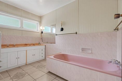 Photo of property in 19 Manse Road, Pahurehure, Papakura, 2113