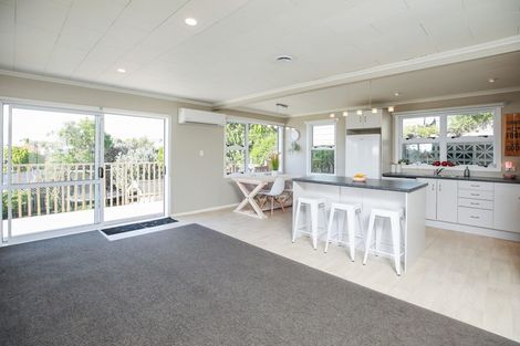 Photo of property in 61 Poaka Avenue, Dinsdale, Hamilton, 3204