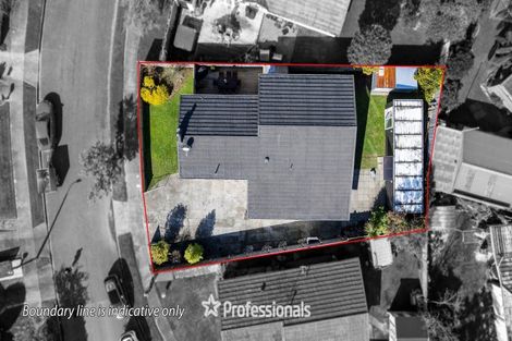 Photo of property in 15 Akron Grove, Totara Park, Upper Hutt, 5018