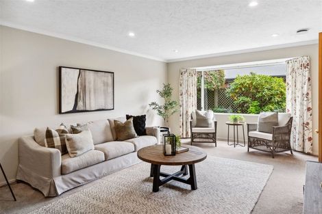 Photo of property in 11 Kotare Street, Fendalton, Christchurch, 8041