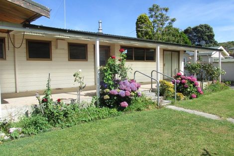 Photo of property in 52 Bridge Street, Wairoa, 4108