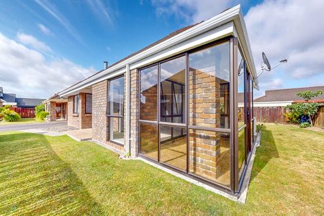 Photo of property in 14b Pohutukawa Drive, Owhata, Rotorua, 3010