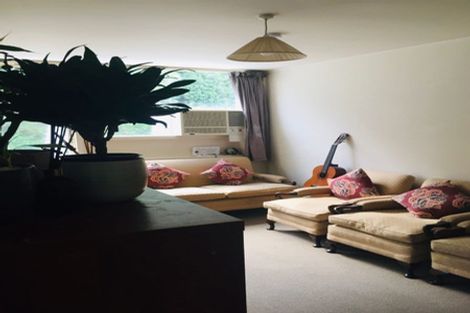 Photo of property in 4/15 Upper Lewisville Terrace, Thorndon, Wellington, 6011