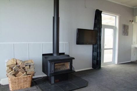 Photo of property in 19 Spenser Street, Milton, 9220