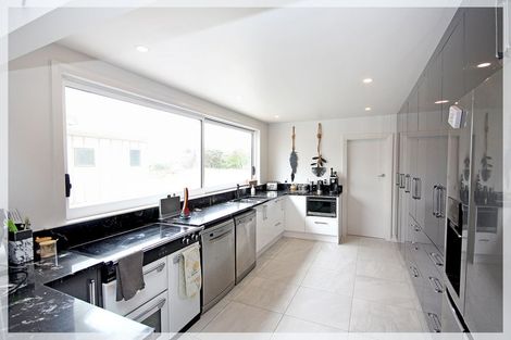 Photo of property in 16 Ocean Beach Street, Foxton Beach, Foxton, 4815