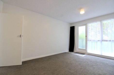 Photo of property in 25 Finnimore Terrace, Vogeltown, Wellington, 6021