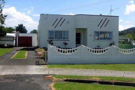 Photo of property in 43 Roberts Avenue, Aramoho, Whanganui, 4500