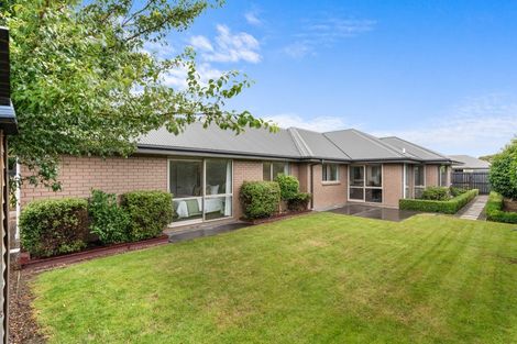 Photo of property in 7 Bamber Crescent, Halswell, Christchurch, 8025