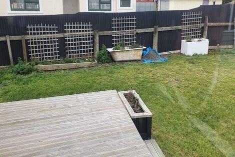 Photo of property in 52 Matai Street, Castlecliff, Whanganui, 4501