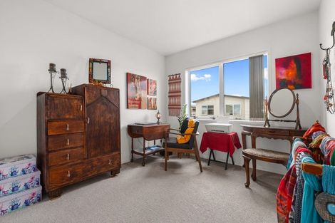 Photo of property in 11 Kamahi Crescent, Papamoa Beach, Papamoa, 3118