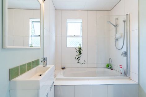 Photo of property in 4 Sharon Place, Awapuni, Palmerston North, 4412