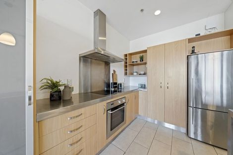 Photo of property in Stadium Garden Flats, 509/107 Thorndon Quay, Pipitea, Wellington, 6011