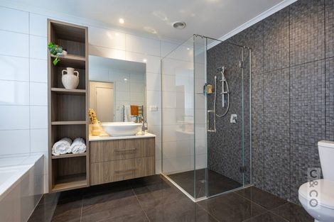 Photo of property in 19 Riverhead Point Drive, Riverhead, 0820