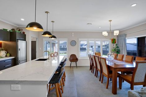 Photo of property in 59 Lismore Street, Merrilands, New Plymouth, 4312