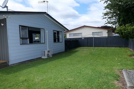 Photo of property in 7b Cypress Grove, Paraparaumu, 5032