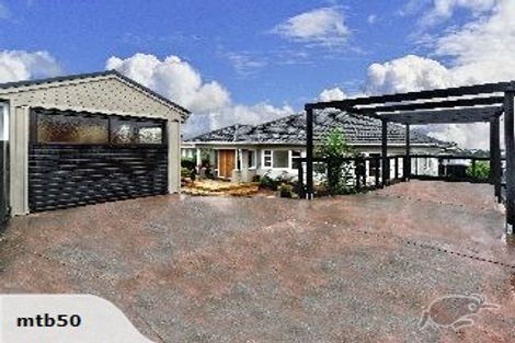 Photo of property in 1/179 Waimumu Road, Massey, Auckland, 0614