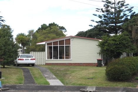 Photo of property in 4 Pickett Avenue, Sandringham, Auckland, 1025