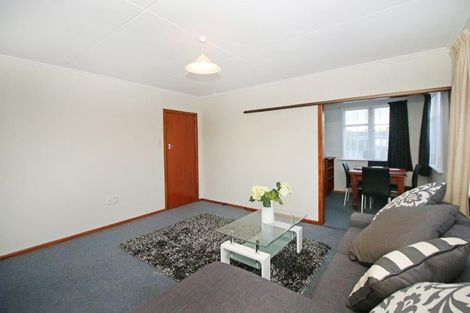 Photo of property in 5 Waterloo Crescent, Hokowhitu, Palmerston North, 4410