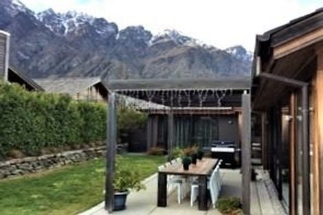 Photo of property in 6 Buckler Court, Jacks Point, Queenstown, 9371