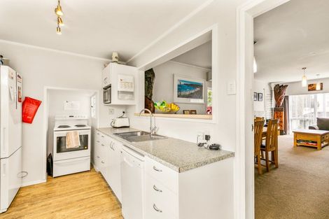 Photo of property in 20 Kingsway Avenue, Sandringham, Auckland, 1025