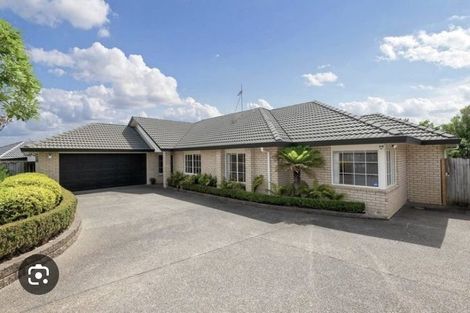 Photo of property in 7 Magilligan Close, East Tamaki Heights, Auckland, 2016