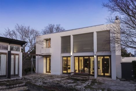 Photo of property in 100a Glandovey Road, Fendalton, Christchurch, 8052