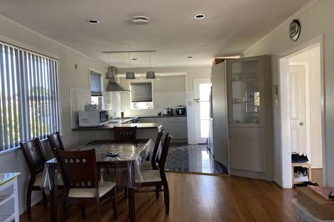 Photo of property in 81 Hepburn Road, Glendene, Auckland, 0602