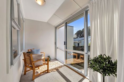 Photo of property in 3/3 Bulteel Street, New Plymouth, 4310