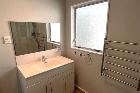 Photo of property in 44 Kaimanawa Street, Kelvin Grove, Palmerston North, 4414