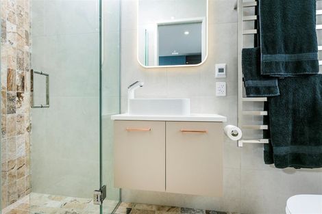 Photo of property in 39 Gulf View Road, Murrays Bay, Auckland, 0630