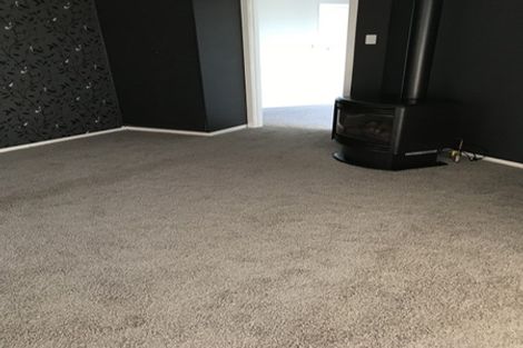 Photo of property in 40 Cumberland Street, Merrilands, New Plymouth, 4312