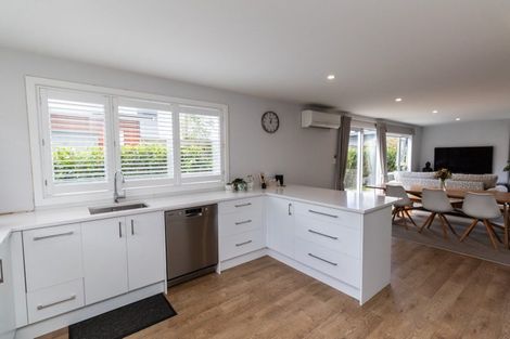 Photo of property in 92 Silverstream Road, Crofton Downs, Wellington, 6035