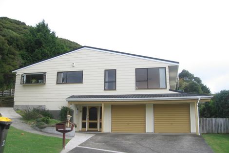 Photo of property in 4 Longitude Place, Whitby, Porirua, 5024