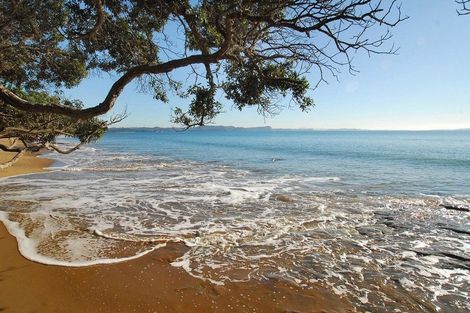 Photo of property in 232 Vipond Road, Stanmore Bay, Whangaparaoa, 0932