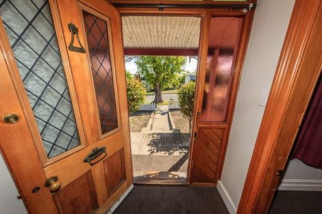 Photo of property in 16 Memorial Avenue, Parkside, Timaru, 7910