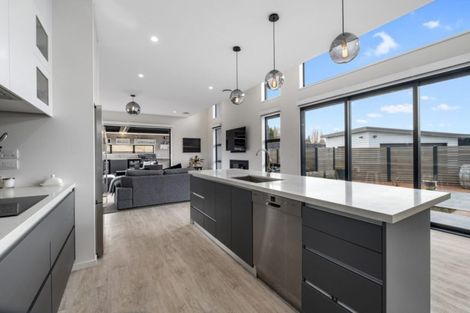 Photo of property in 8 Meyer Street, Alexandra, 9320