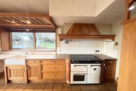 Photo of property in 118 Waimakariri Road, Harewood, Christchurch, 8051