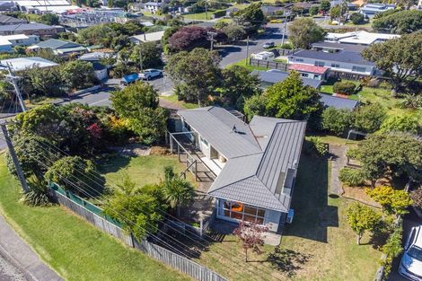 Photo of property in 44 Menin Road, Raumati South, Paraparaumu, 5032