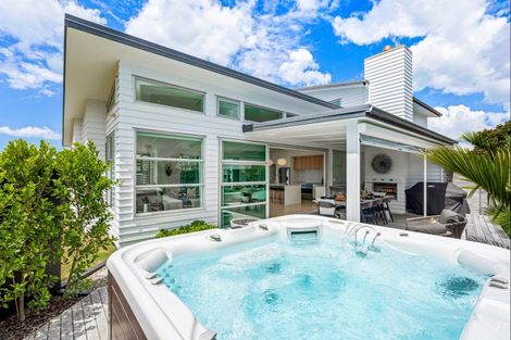 Photo of property in 12 Kokopu Street, Omaha, 0986